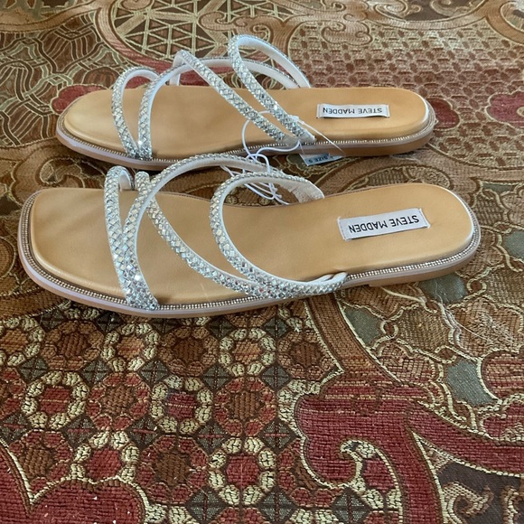 Steve Madden Women's Sandals. Jeweled. Size 9 NWT - Picture 5 of 7